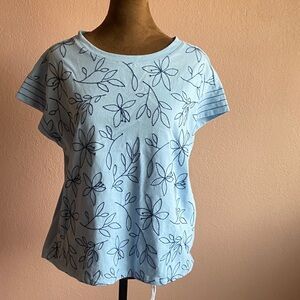 NINE WEST Light Blue Floral Short Sleeve Top